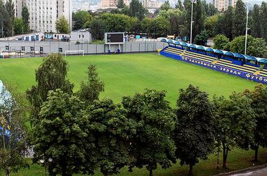 Матч "Олимпик" - "Динамо" отменен из-за угрозы безопасности участников