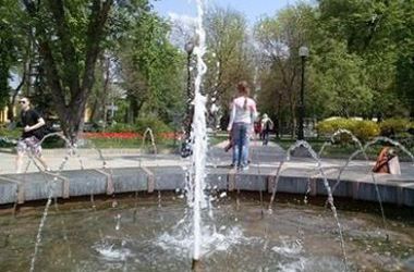 В парке Шевченко уже работают фонтаны