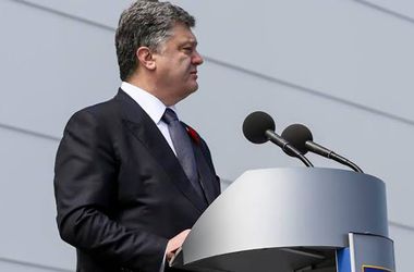 Порошенко в Германии будет просить европейских политиков ввести на Донбасс миротворцев