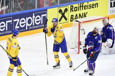 Сборная Швеции добыла волевую победу над Францией