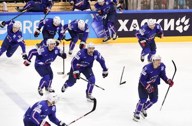Австрия и Словения понижены в классе на чемпионате мира по хоккею