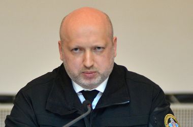 Турчинов ответил на заявления Лаврова по Донбассу