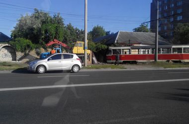 В Харькове трамвай врезался в жилой дом