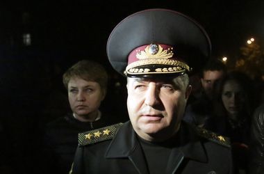 Полторак заявил об угрозе полномасштабного вторжения России