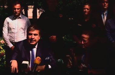Саакашвили хочет покончить с "портовой мафией"