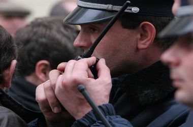Под Киевом пьяный мужчина устроил стрельбу в кафе