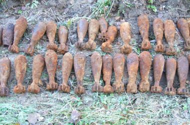 Во Львовской области возле жилого дома обнаружили минометные мины