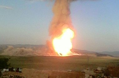 В Турции взорвался газопровод: огромный столб дыма поднялся на сотни метров в небо
