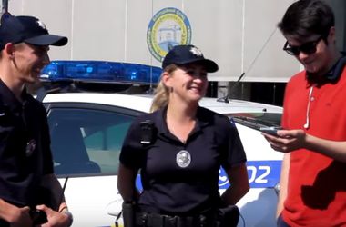 Киевляне попытались подшутить над патрульной полицией