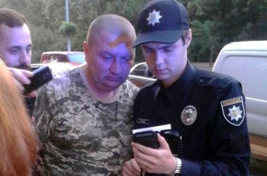Алкоскандал в Одессе: двое военных задержаны за пьяную езду, а боец Нацгвардии подшофе сбил пенсионерку