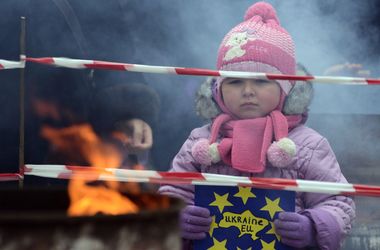 Жители Юга и Востока хотят построить Европу в Украине: исследование