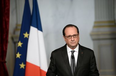Президент Франции назвал организаторов терактов в Париже