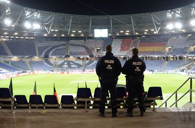 Матч между сборными Германии и Голландии отменен из-за угроз теракта