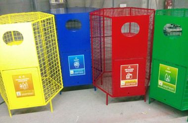 В Харькове появятся цветные контейнеры для раздельного сбора мусора