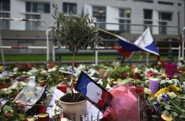 Количество жертв кровавых терактов в Париже увеличилось