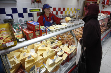 Украинцев ждет рост цен на сыр и молоко - эксперт