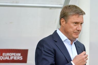 Тренер сборной Беларуси Хацкевич оштрафован в Киеве за неправильную парковку