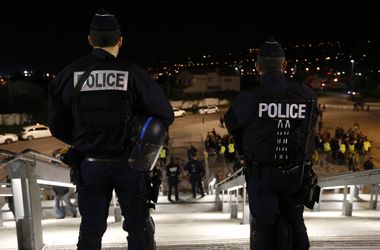 Во Франции полиция опознала шестого террориста, причастного к парижским атакам