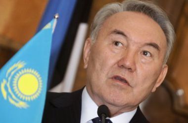 Назарбаев собрался посетить Украину