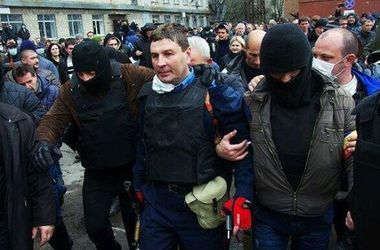 Сорвавший флаг "ДНР" с Горловского УВД офицер возглавил одно из управлений полиции Киева