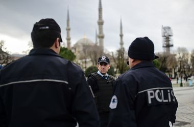 В Турции задержали еще четырех подозреваемых в причастности в теракту в Стамбуле