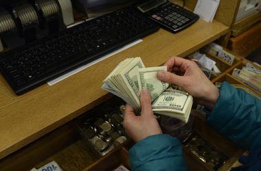 В Украине вырастет спрос на доллары - эксперт