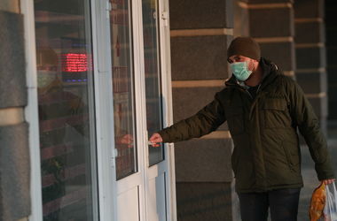 За один день в Киеве ОРВИ и гриппом заболело больше 8 тысяч человек