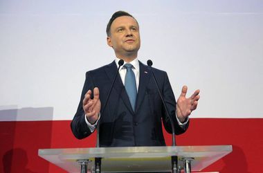 Польский президент обвинил Россию в развязывании холодной войны