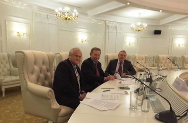 Переговоры по Донбассу стартовали в Минске