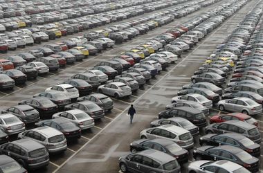 Спрос на автомобили в Украине значительно вырос