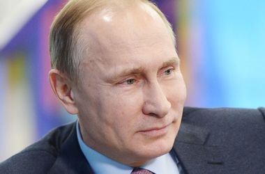 Путин прилетел в оккупированный Крым
