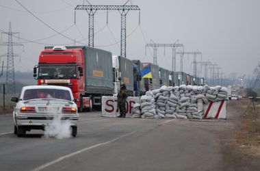 Штаб Ахметова планирует в апреле доставить  на Донбасс 390 тысяч наборов выживания