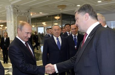 Порошенко: Мне кажется, нам с Путиным удалось согласовать алгоритм освобождения Савченко