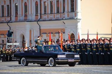Парад на Красной площади обошелся в 300 млн рублей