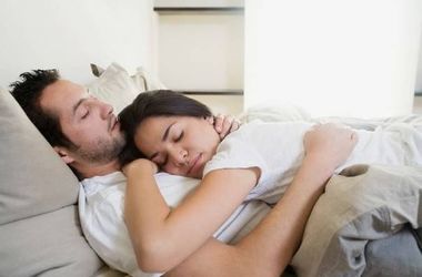 Ученые рассказали, как улучшить сон и интимную жизнь