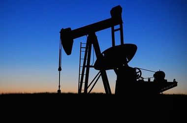 Цены на нефть упали после рекордного роста