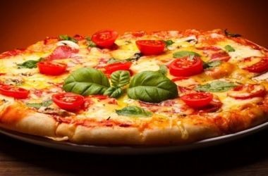 Суд разрешил итальянцу выплачивать алименты пиццей 
