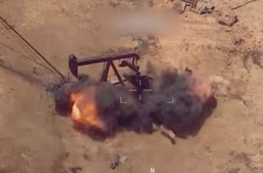 Появилось видео, как США разбомбили объекты "ИГ" в Сирии (видео)  