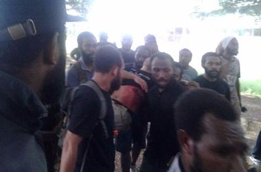 Полиция Новой Гвинеи расстреляла студентов