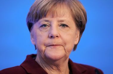 Меркель: продление санкций против РФ необходимо