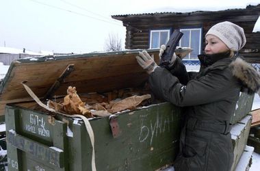 "Выгодная сделка": россиянин покупал дрова, а получил 79 автоматов Калашникова