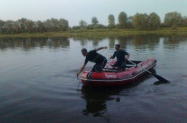 В реке под Киевом ищут 16-летнего утопленника