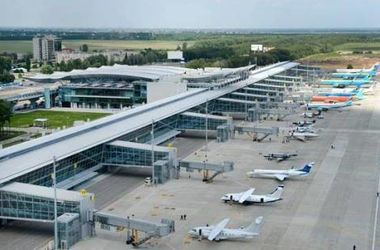 Работники аэропорта "Борисполь" выступили против переименования