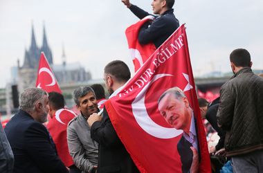 Попытка военного переворота в Турции повлияла на работу федерации футбола страны
