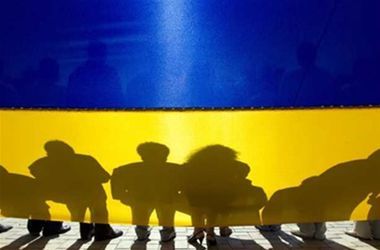 Большинство украинцев гордятся своим гражданством – опрос