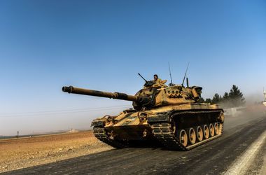 Турецкая армия понесла первые потери в бою с ИГ в Сирии
