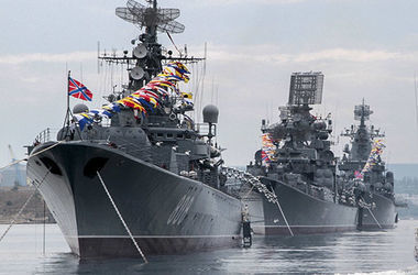 Россия вывела боевые корабли в Черное море