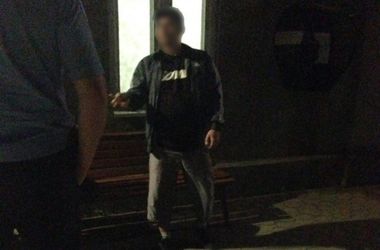На Закарпатье трое мужчин изнасиловали беременную девушку