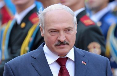 Лукашенко возглавил колонну байкеров на международном фестивале  