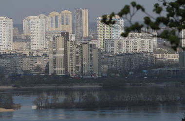 В Киеве предлагают бесплатно менять старые квартиры на новые: как не стать жертвой аферистов